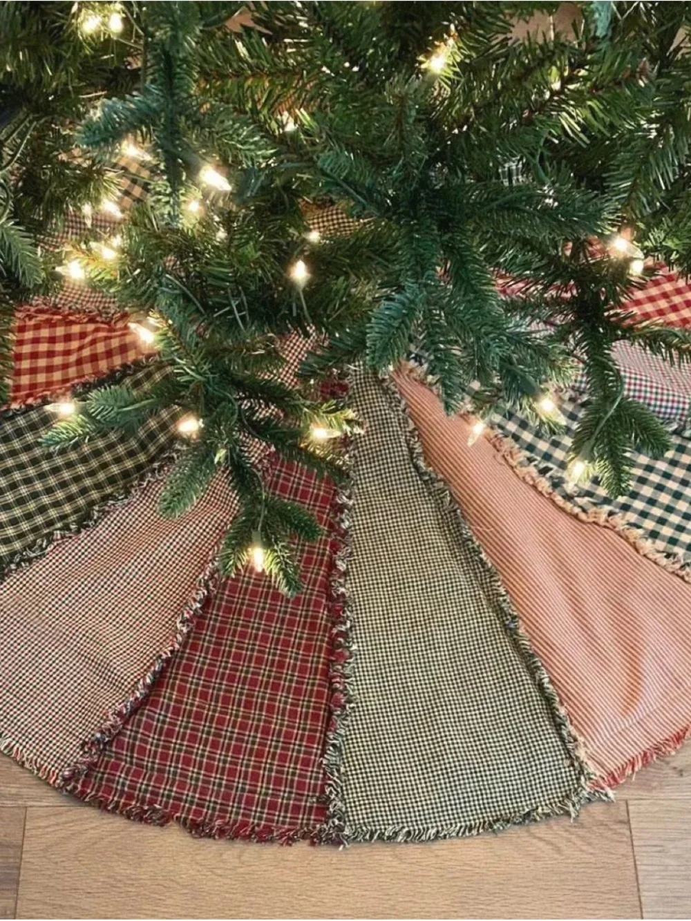 Plaid Patchwork Tree Skirt - Red, Green, Cream